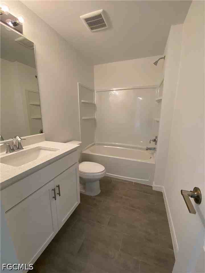 1906 Jacaranda Pkwy W - Photo 7 of 12