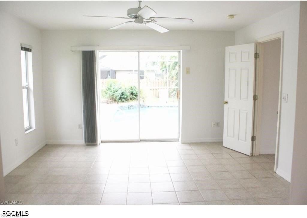 2114 Sw 39th St - Photo 6 of 9