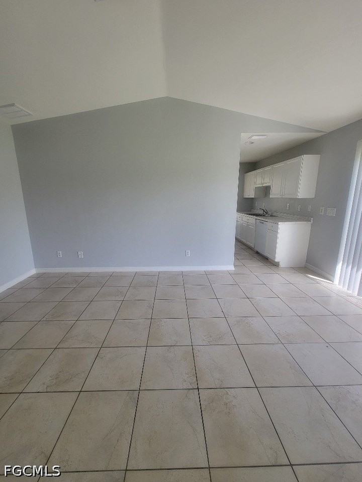 4542 21st St Sw - Photo 4 of 14