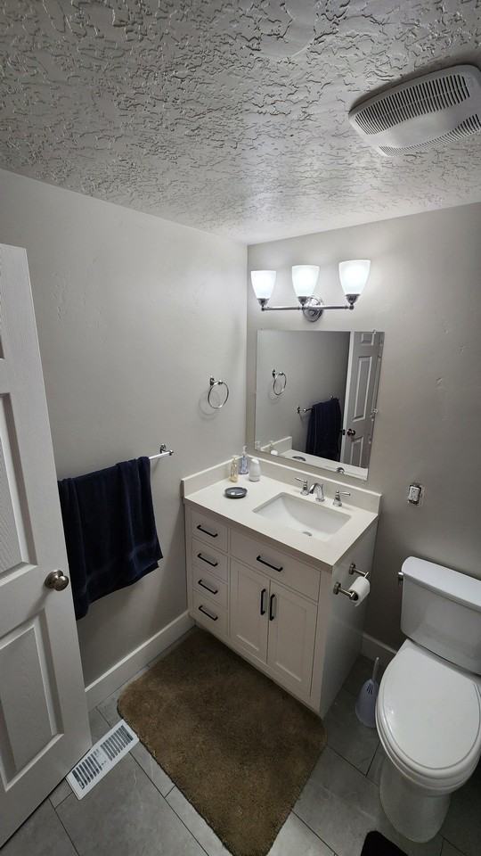 1005 E Diamond Way - Photo 6 of 12
