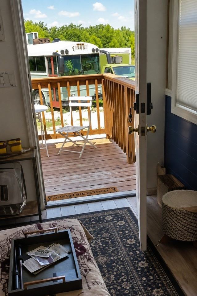 685 Englehart Rd - Photo 5 of 7