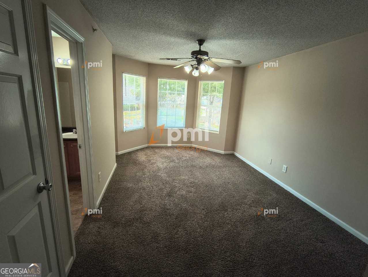 163 Chastain Way - Photo 6 of 14