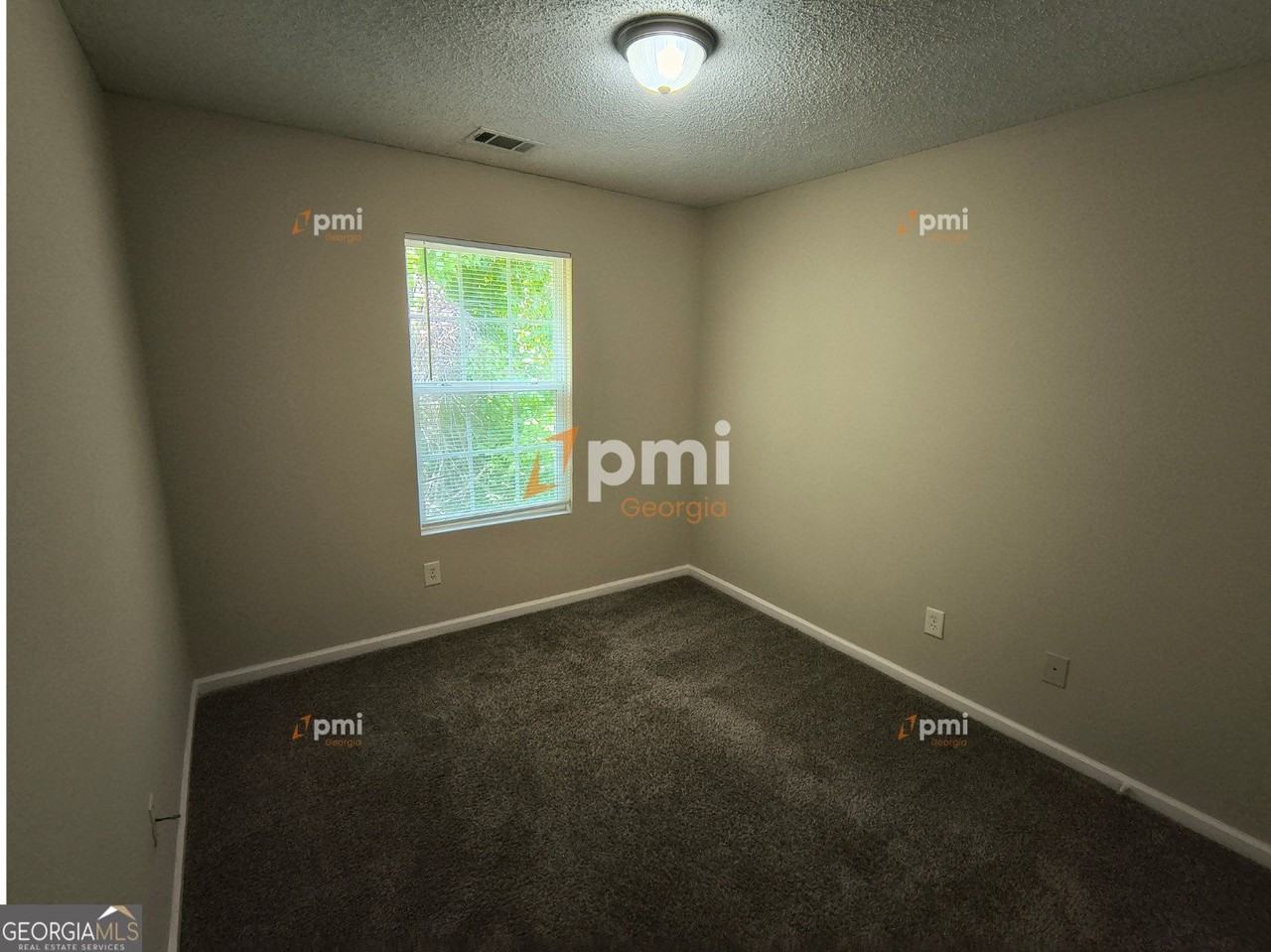 163 Chastain Way - Photo 7 of 14