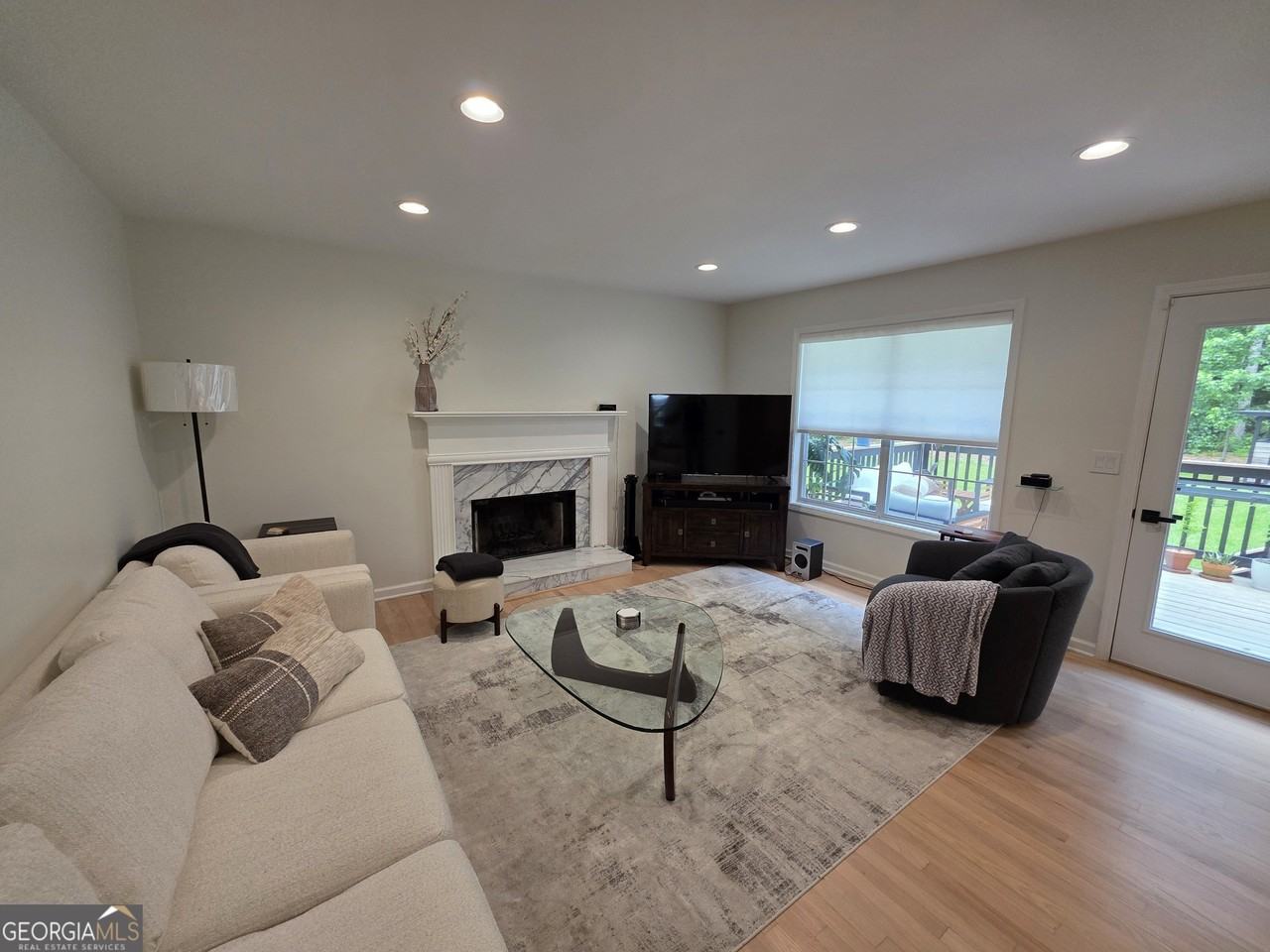 100 Bedford Forrest Dr - Photo 4 of 28