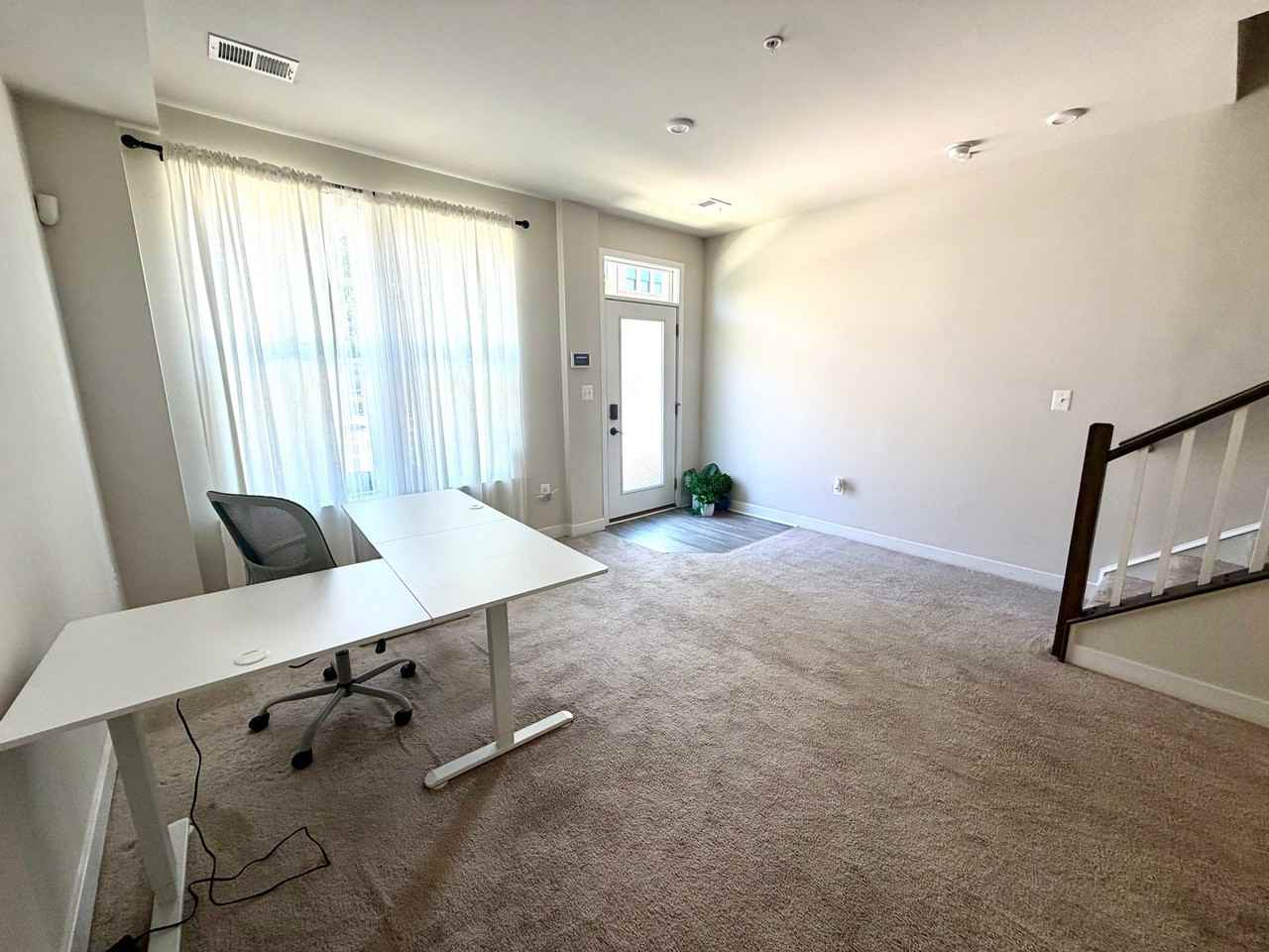2807 Lewis Ave - Photo 5 of 22