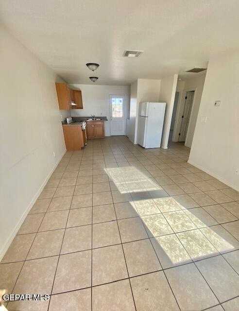 545 East Rd #F - Photo 7 of 22