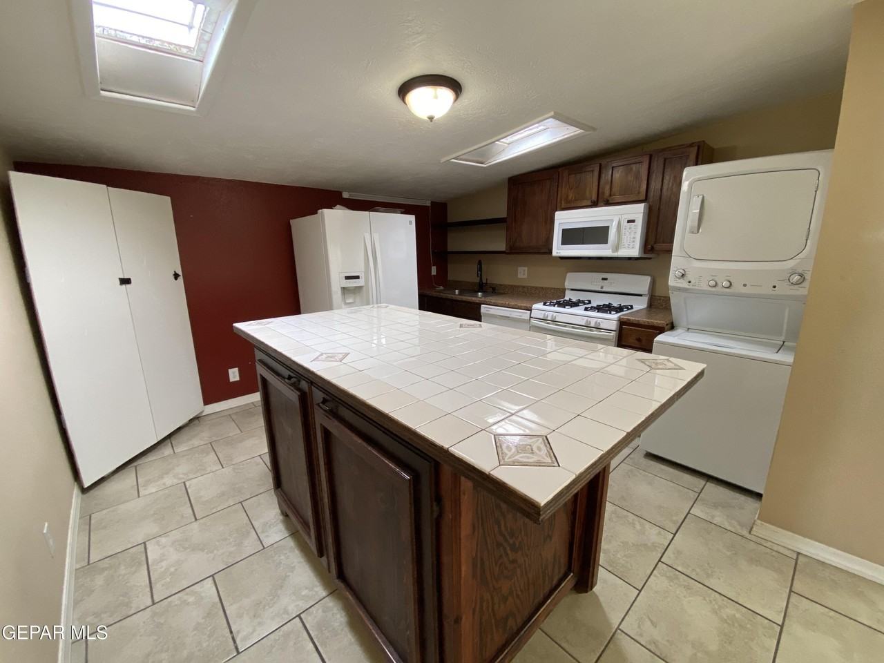 130 Buena Vista St #4 - Photo 5 of 15