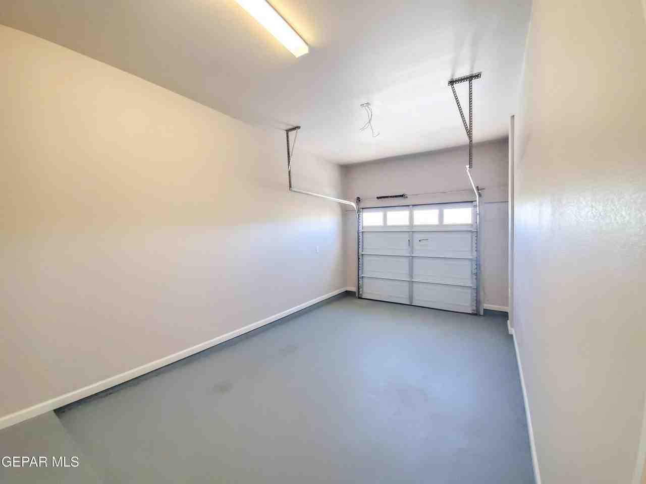 6524 Hoop St #B - Photo 7 of 19