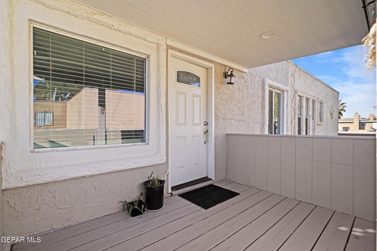 10628 Springwood Dr #D - Photo 7 of 29