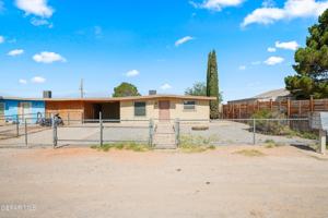 featured image of 3977 Las Casitas Dr #B