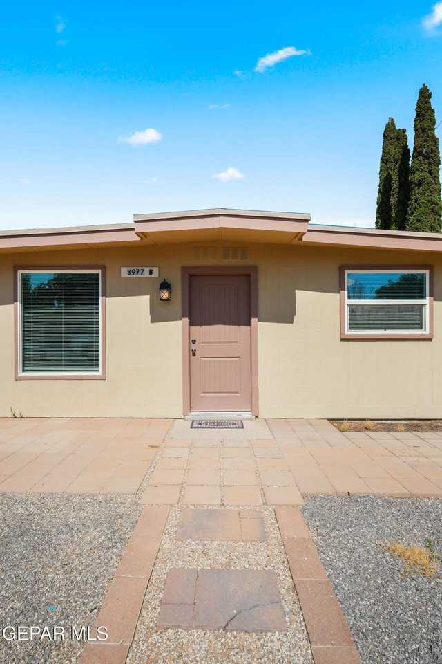 3977 Las Casitas Dr #B - Photo 4 of 28