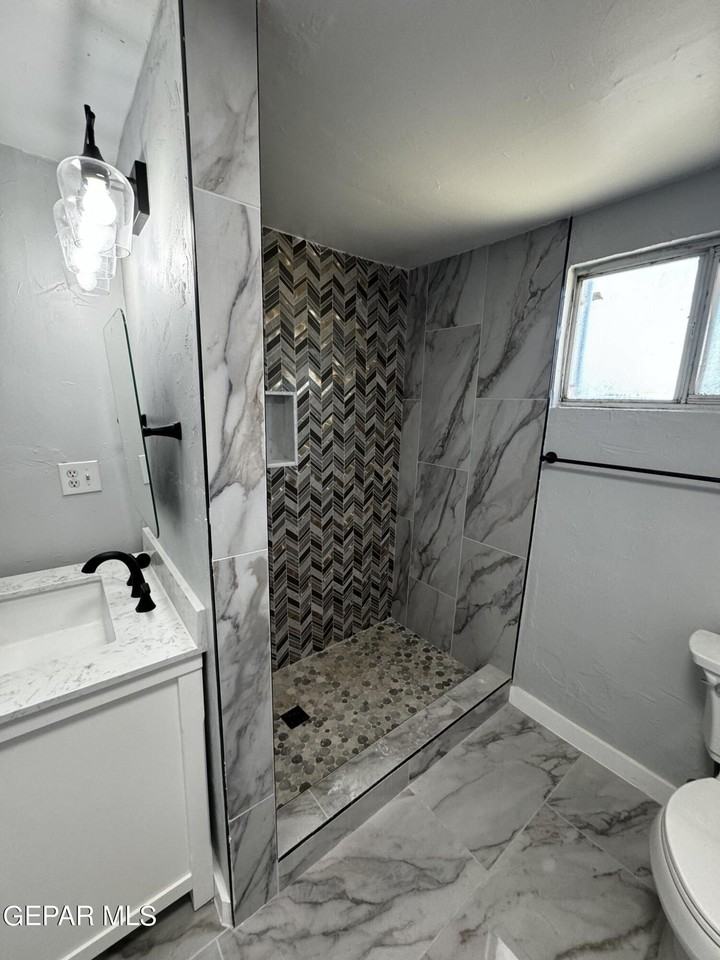 10277 N Loop Dr #B - Photo 6 of 29