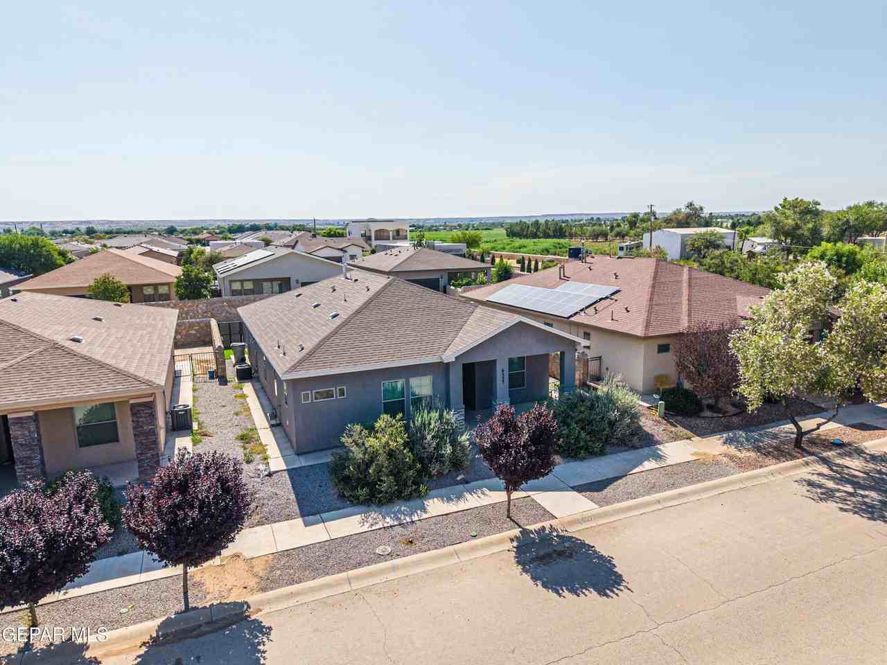 6557 Toivoa Pl - Photo 2 of 48