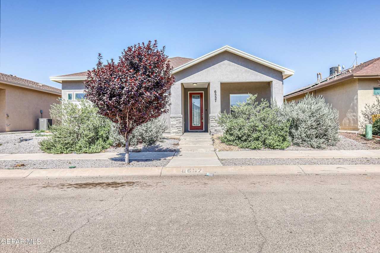 6557 Toivoa Pl - Photo 4 of 48