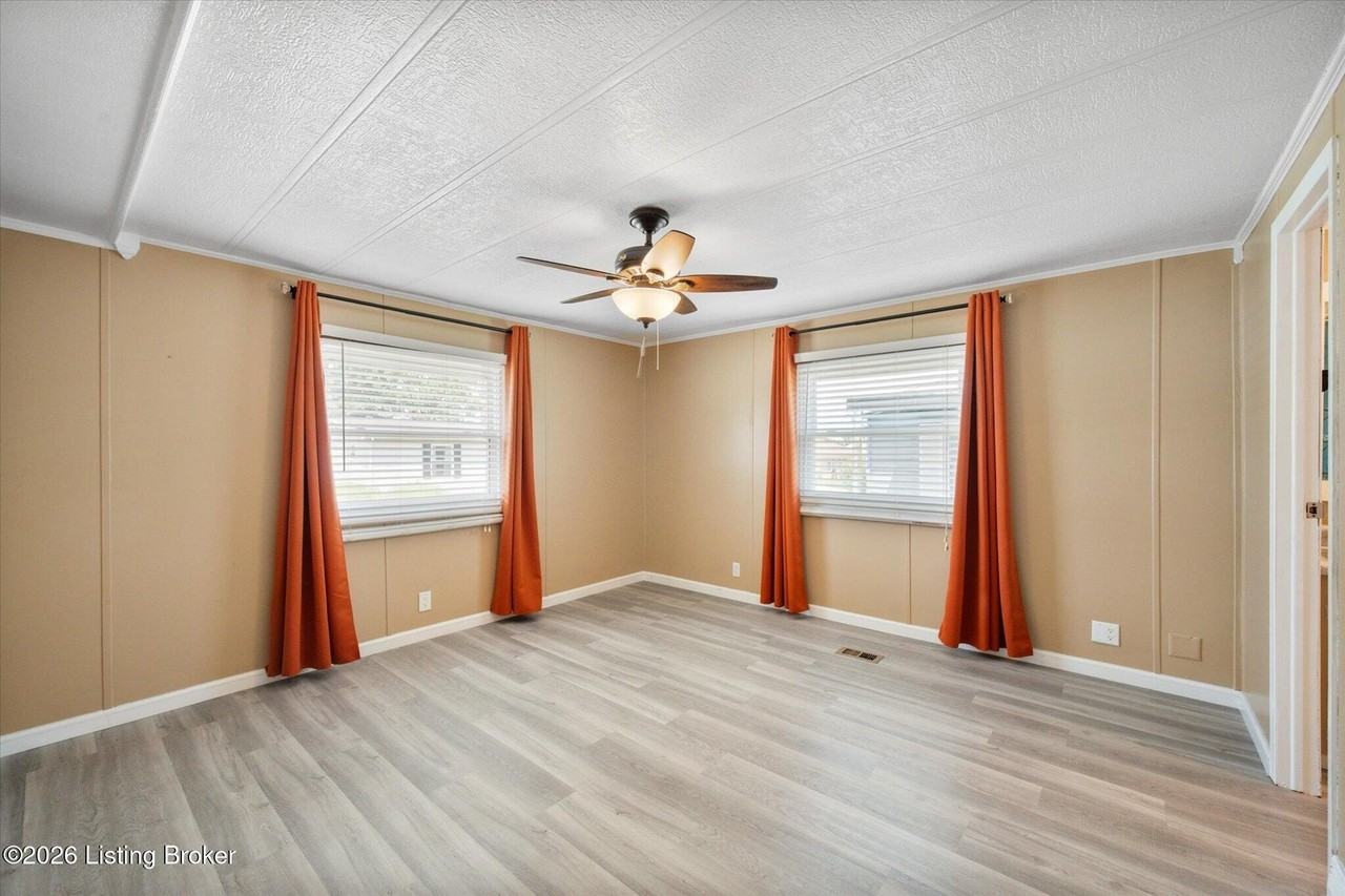 6027 Highliner Dr - Photo 6 of 11
