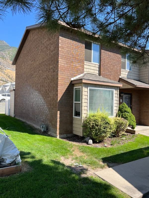 1381 Se - Photo 2 of 20