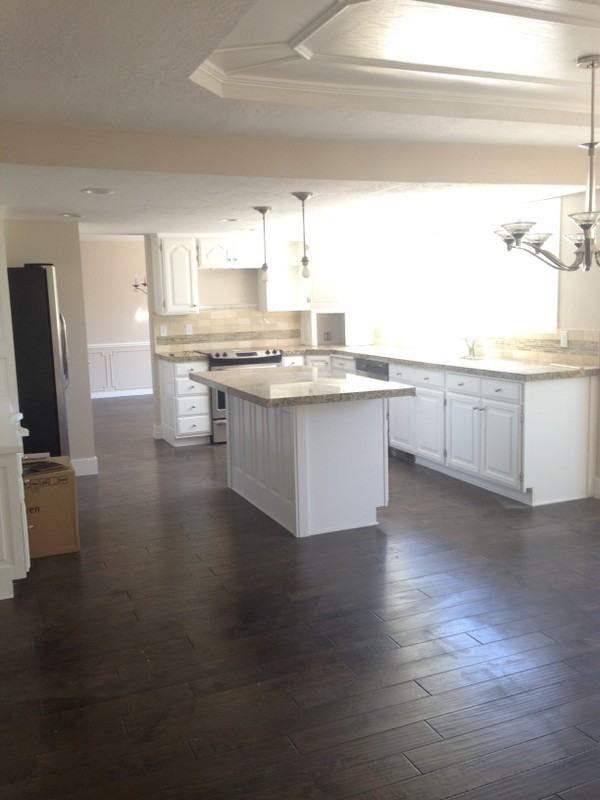 1987 E Ashridge Cir - Photo 2 of 12