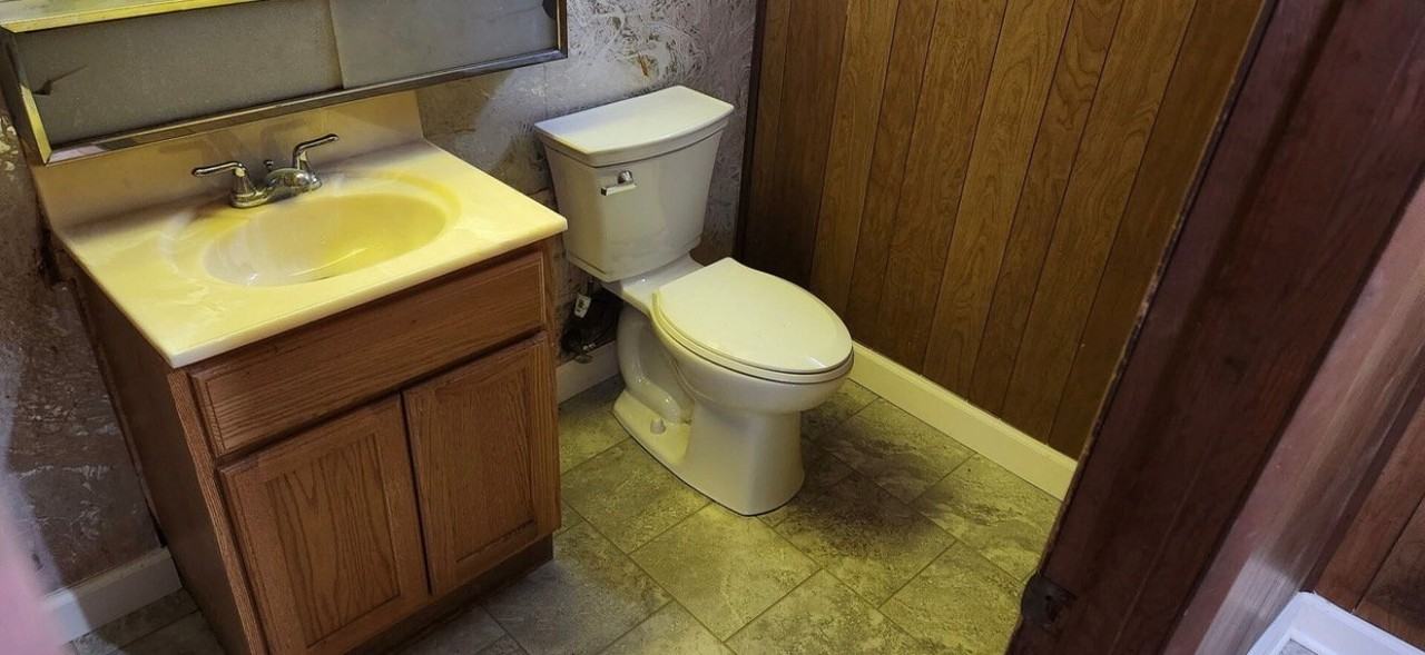 9318 S Lowe Ave - Photo 3 of 12