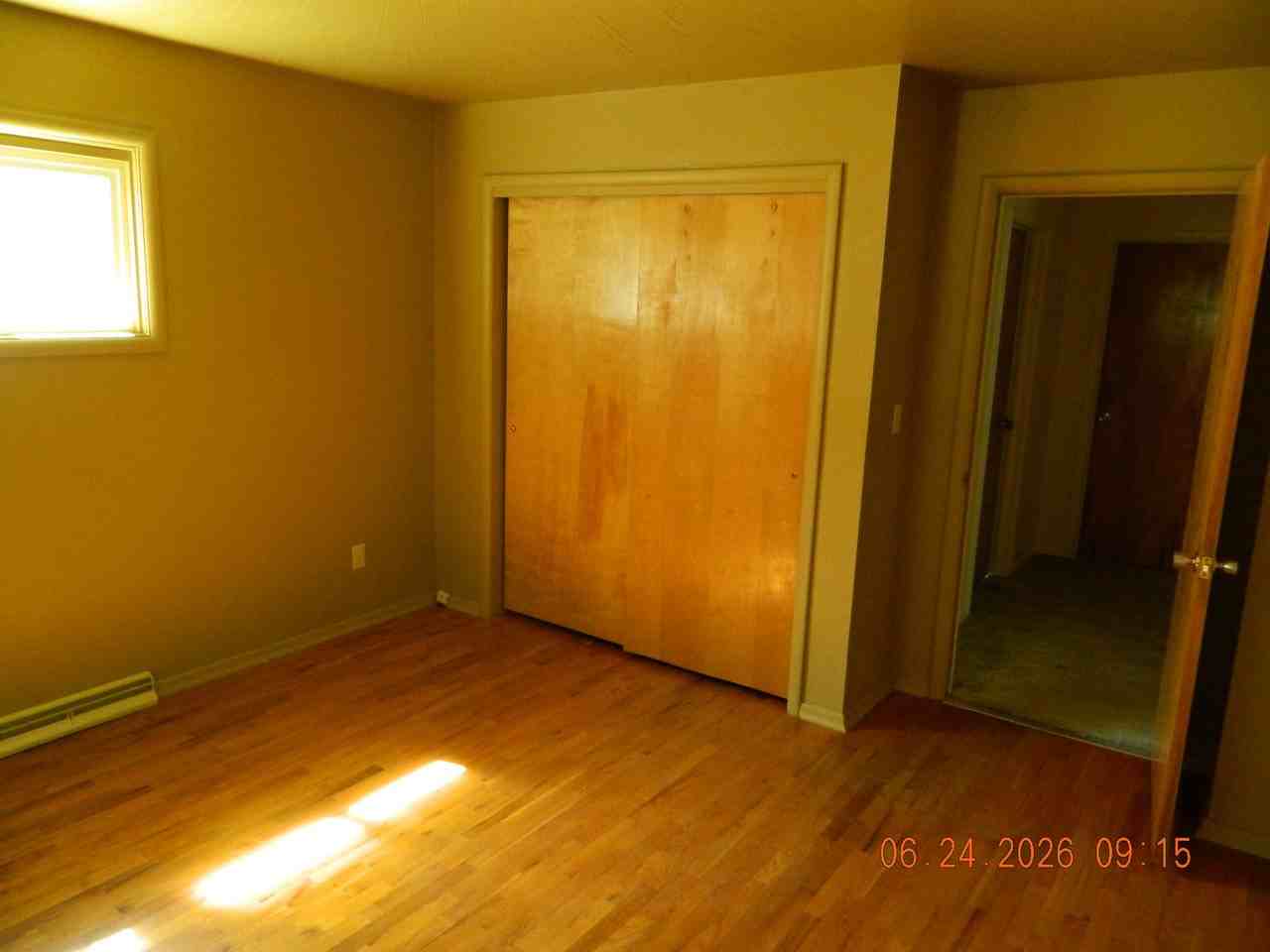 1012 Kern St - Photo 4 of 20