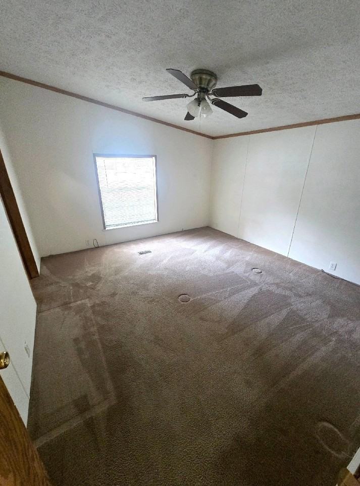 2042 Mcdivitt Ct #159 - Photo 5 of 9