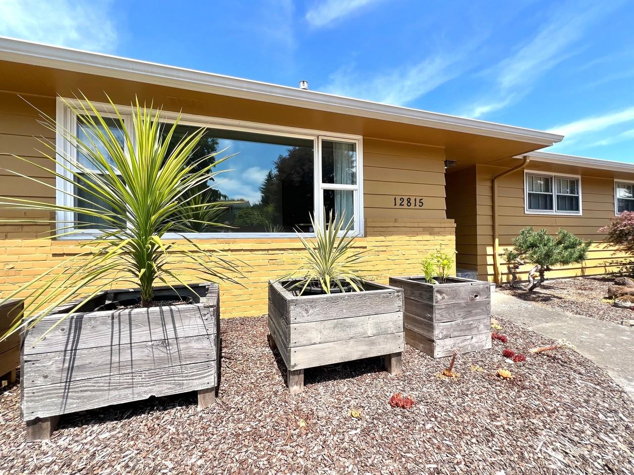 12815 Ne Fremont St - Photo 3 of 23