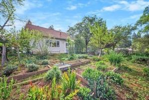 featured image of 709 Cole Rd