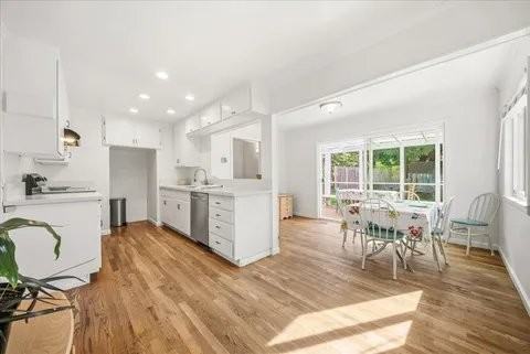 709 Cole Rd - Photo 6 of 16