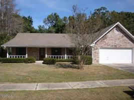 featured image of 2811 Oakridge Cir