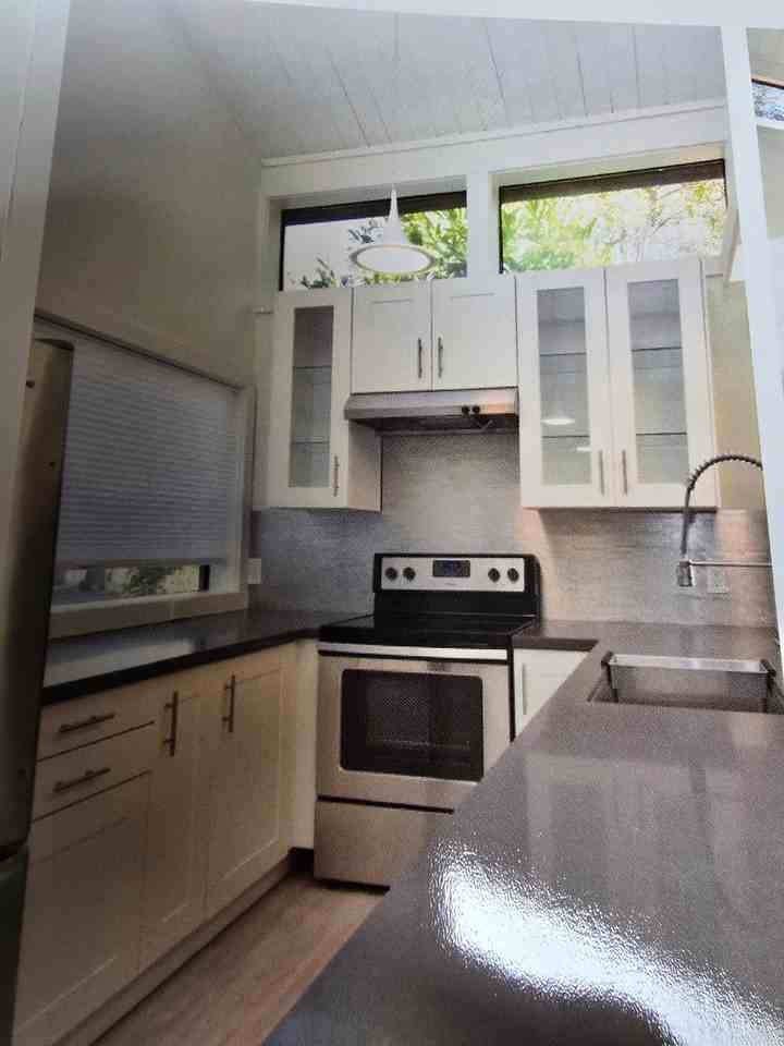9 Hillside Ave #9A - Photo 2 of 3