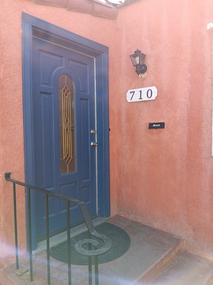 710 E Orange St - Photo 2 of 7