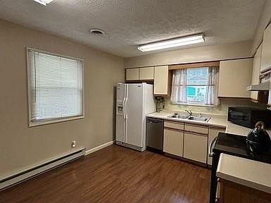 729 James St #1 - Photo 5 of 13