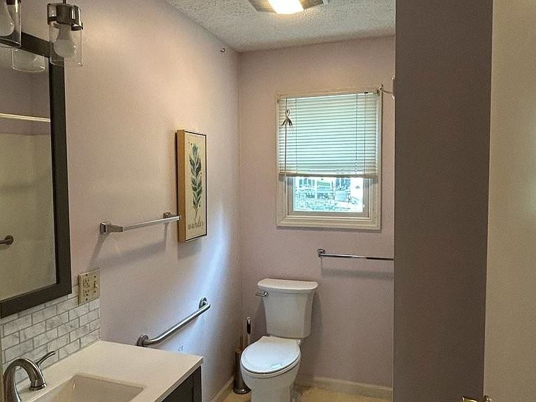 729 James St #1 - Photo 7 of 13
