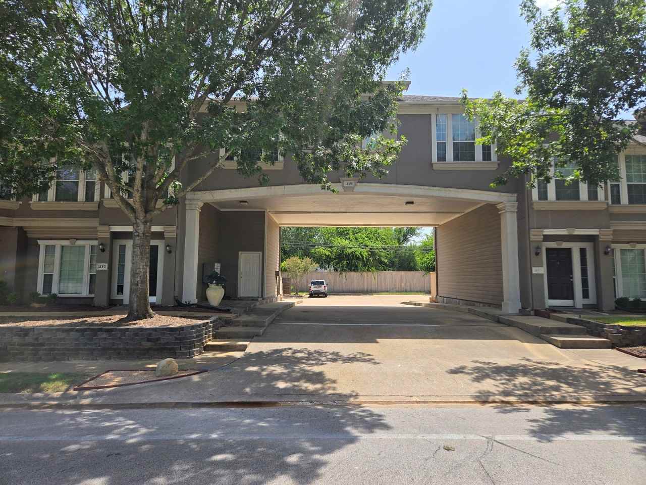 1228 Welsh Ave