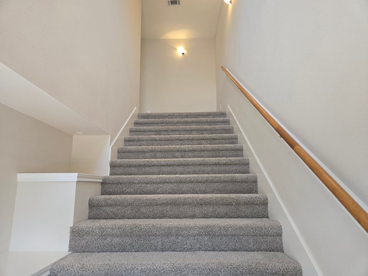 1228 Welsh Ave - Photo 2 of 7