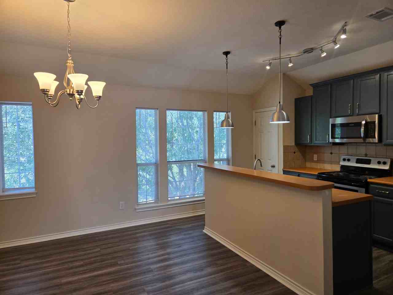 1228 Welsh Ave - Photo 4 of 7