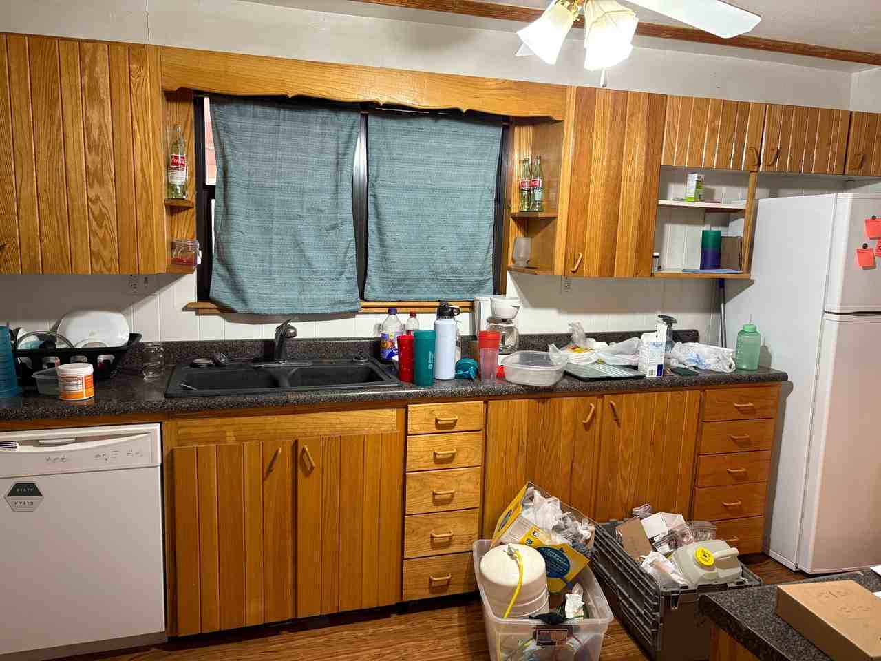 1527 Gas House Rd - Photo 3 of 14