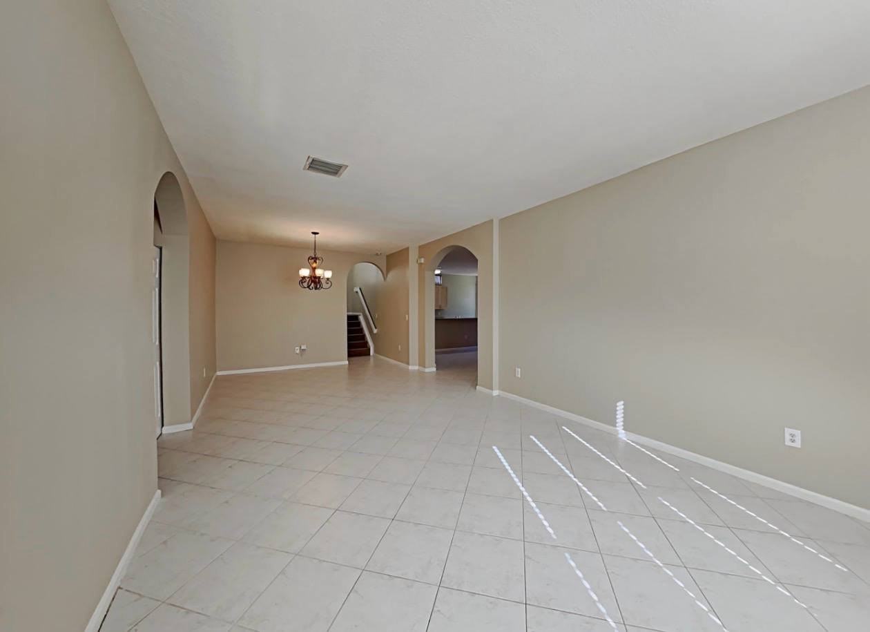 17113 Sw 49th Pl - Photo 2 of 19