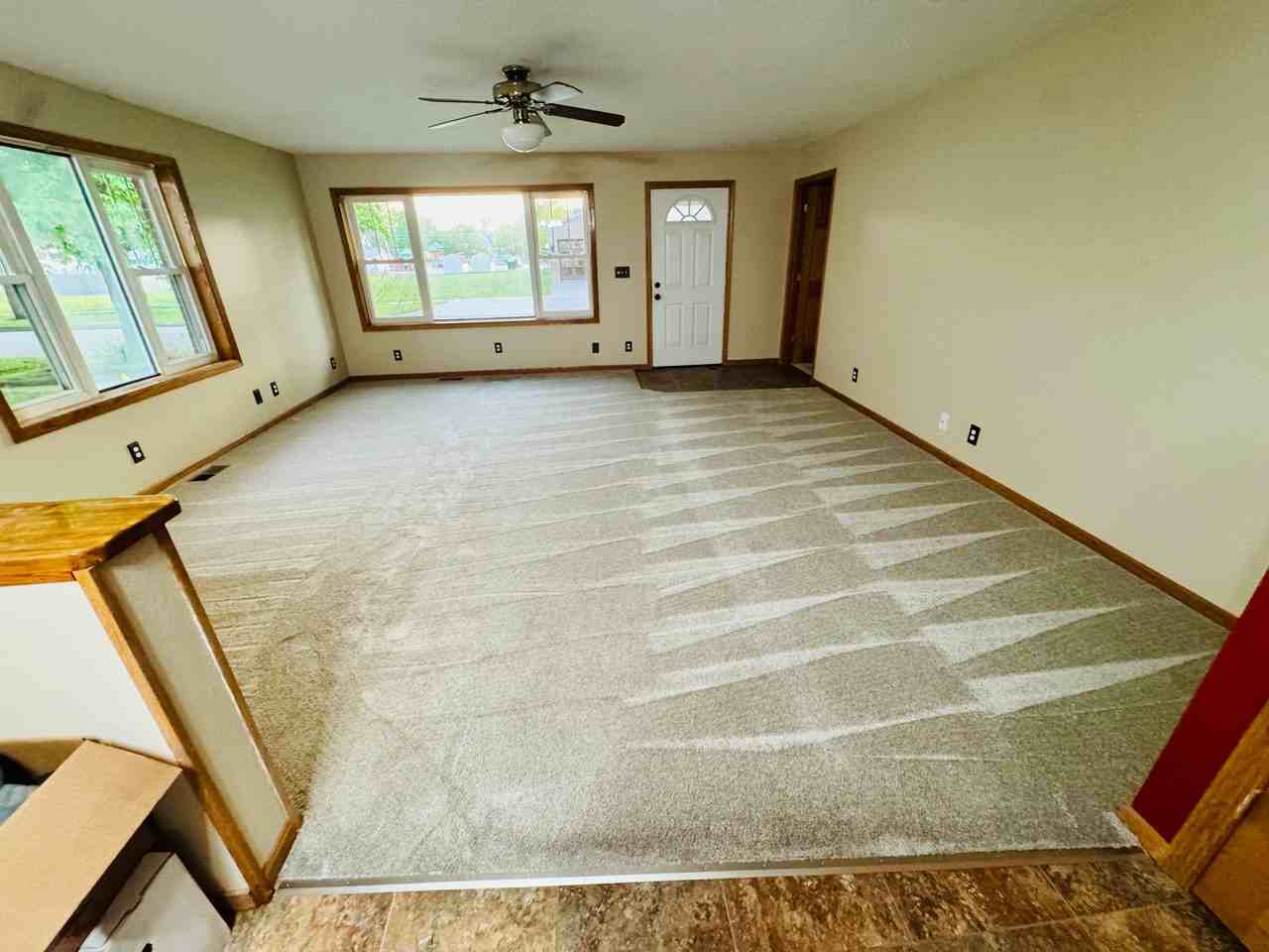 1120 Boone St - Photo 4 of 20