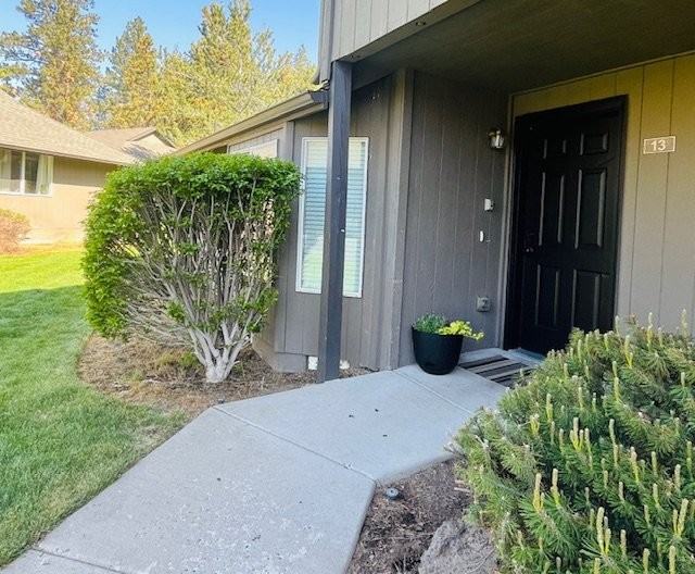 155 Ne Craven Rd #M13