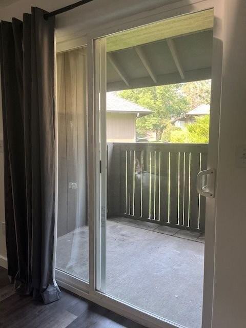 155 Ne Craven Rd #M13 - Photo 7 of 11