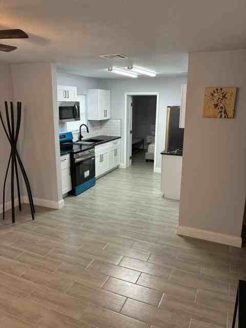 2105 46th Avenue Dr W #2405 - Photo 3 of 13