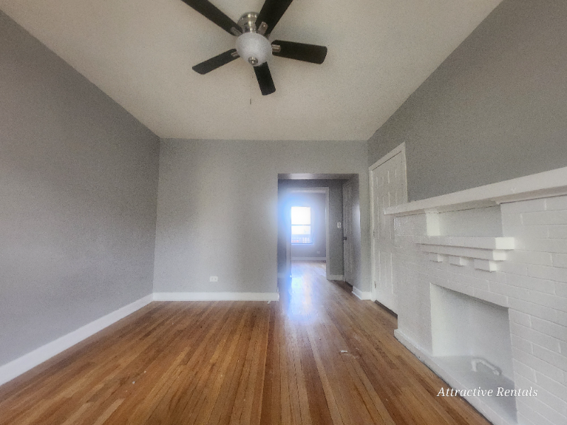 2916 W 64th St #1 - Photo 5 of 10