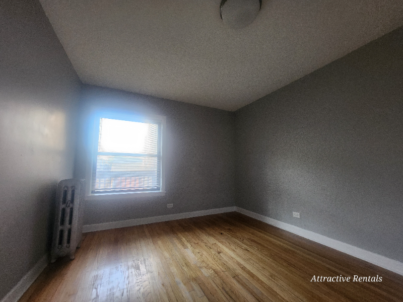 2916 W 64th St #1 - Photo 7 of 10