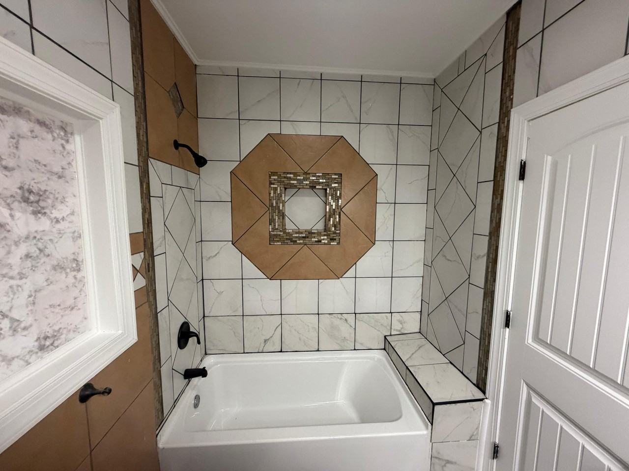 243 Spring St Sw - Photo 7 of 11