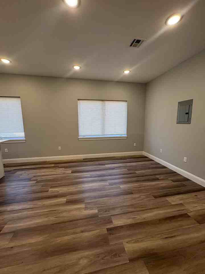 73 Beech St #303 - Photo 3 of 9