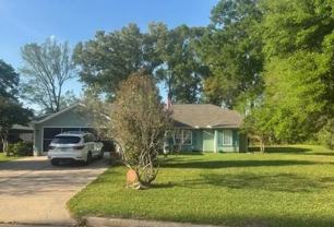 105 Thistledown Dr - Photo 1 of 1
