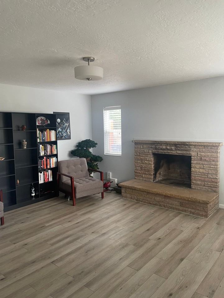 9323 S Jean Dr - Photo 2 of 14
