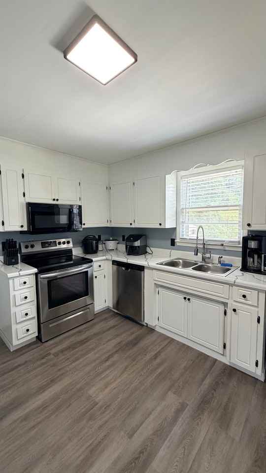 111 Hunter Dr - Photo 7 of 16