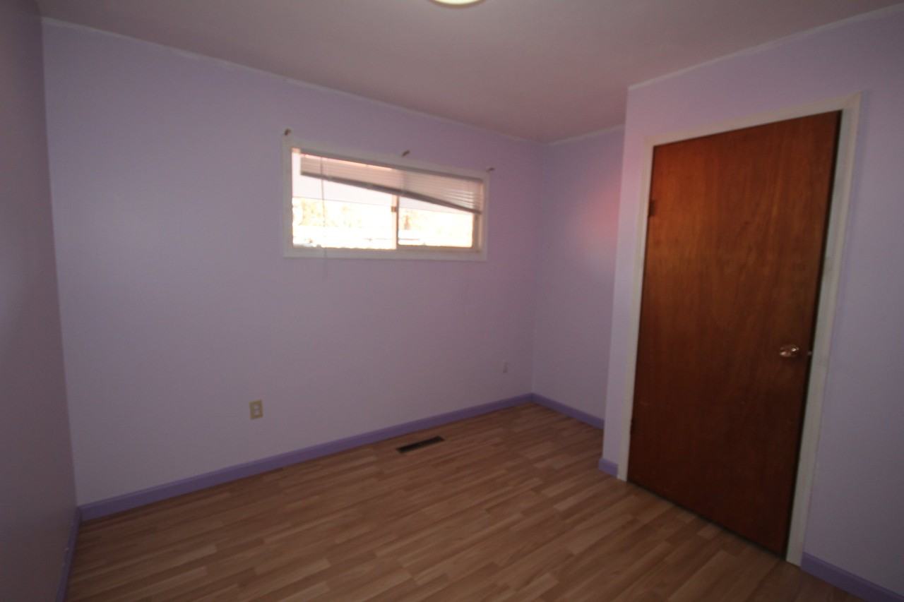 438 W 2nd St - Photo 4 of 11