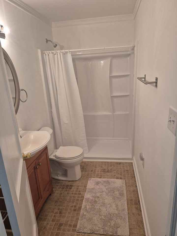 10817 Catharpin Rd - Photo 3 of 15